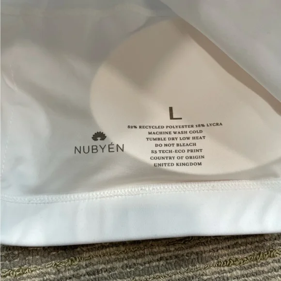 Nubyen X Revolve One Shoulder Sports Bra Sz Large White Cutout - Picture 9 of 10